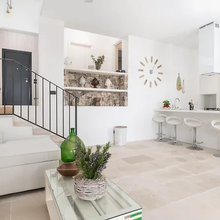 Mame Villa